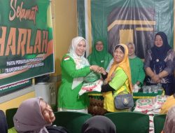 Hari Jadi Ke 52, DPC Partai PPP Kabupaten Pasaman Berbagi Dengan Patugas Kebersihan.