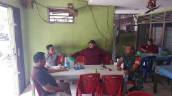 Babinsa Melaksanakan Komsos Untuk Mengenal Warganya Lebih Dekat Dan Sebagai Sarana Silahturahmi